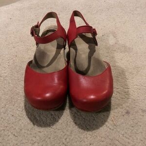 Red Leather Women's sandal clogs Dansko